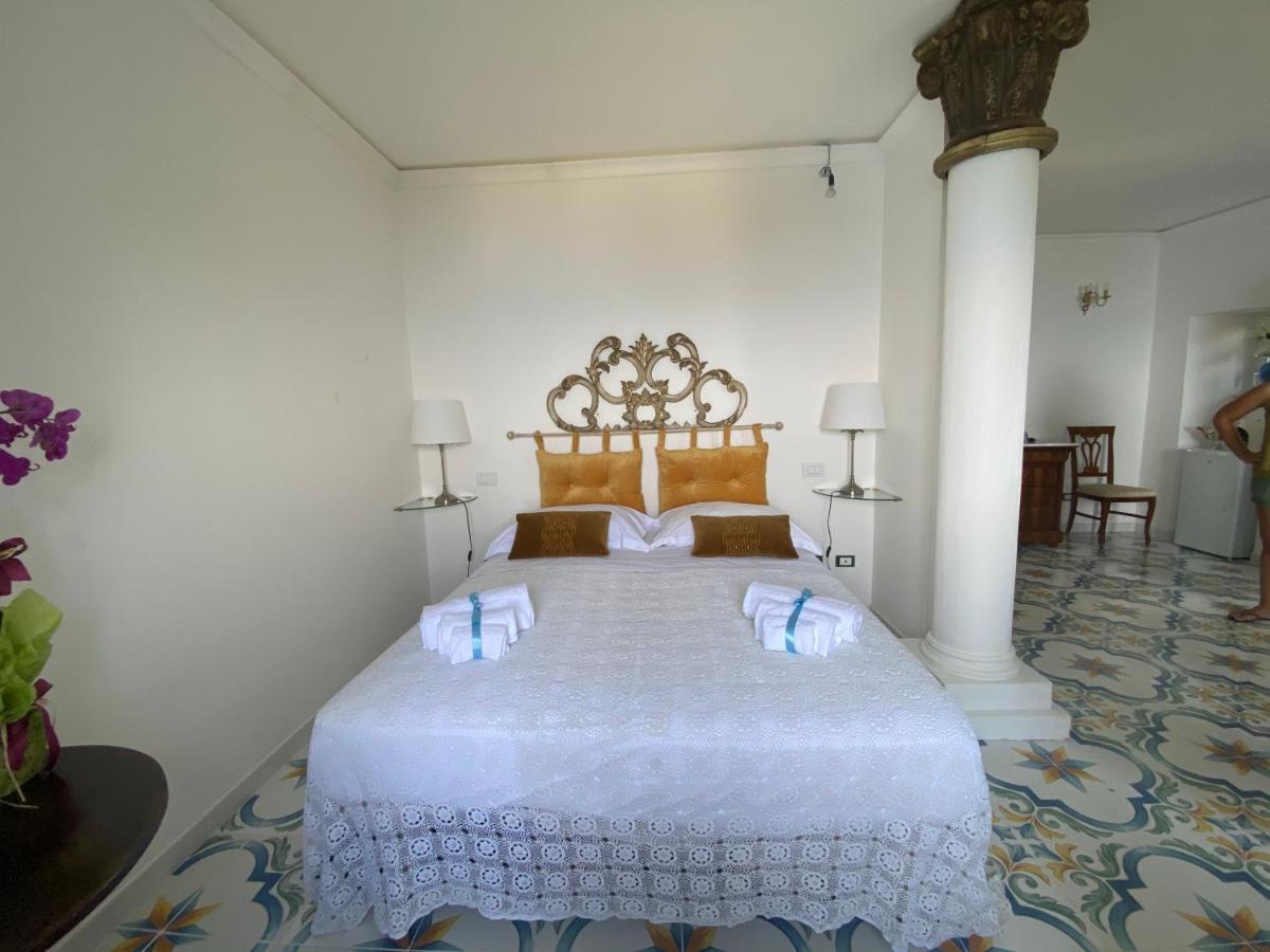 Villa Don Mimi Guarnaschelli La Dependace Taormina Eksteriør bilde