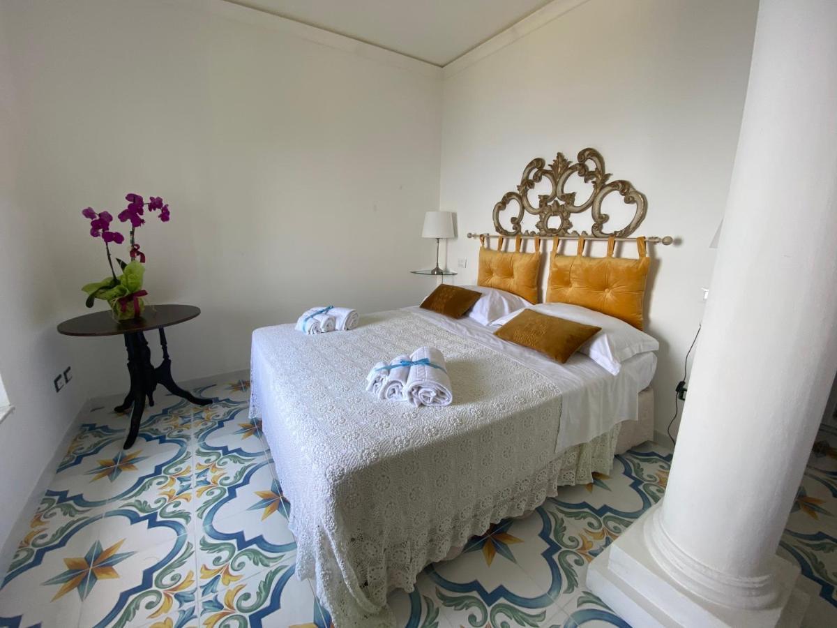 Villa Don Mimi Guarnaschelli La Dependace Taormina Eksteriør bilde